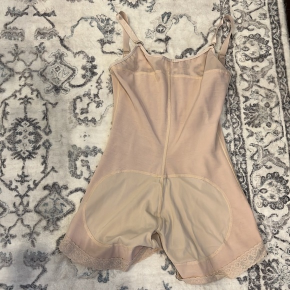 Sonryse Small Faja Compression Post Surgery Liposuction Tummy Tuck Bodysuit - Picture 11 of 11